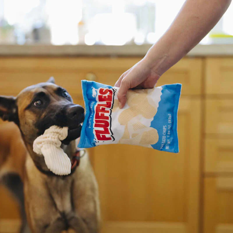 P.L.A.Y Fluffles Chips pivelegetøj