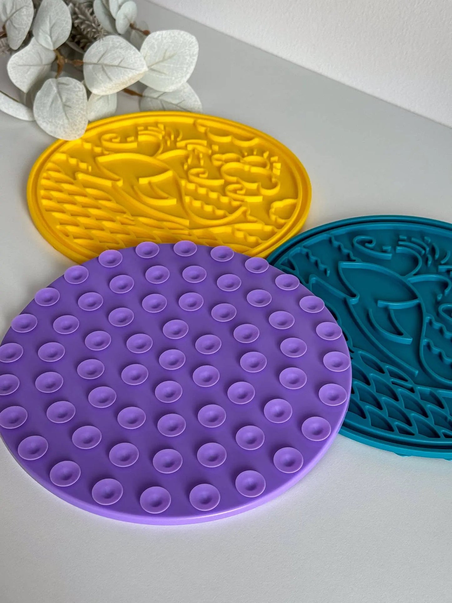 Hval slikkemåtte m. sugekop til hunde og katte - Dapple